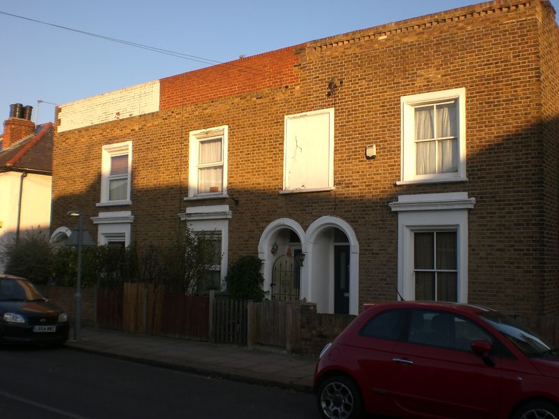 File:Queens Rd 37-41.jpg