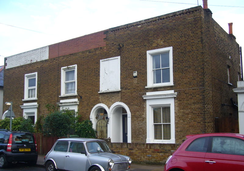 File:Queens Rd 37-41a.jpg